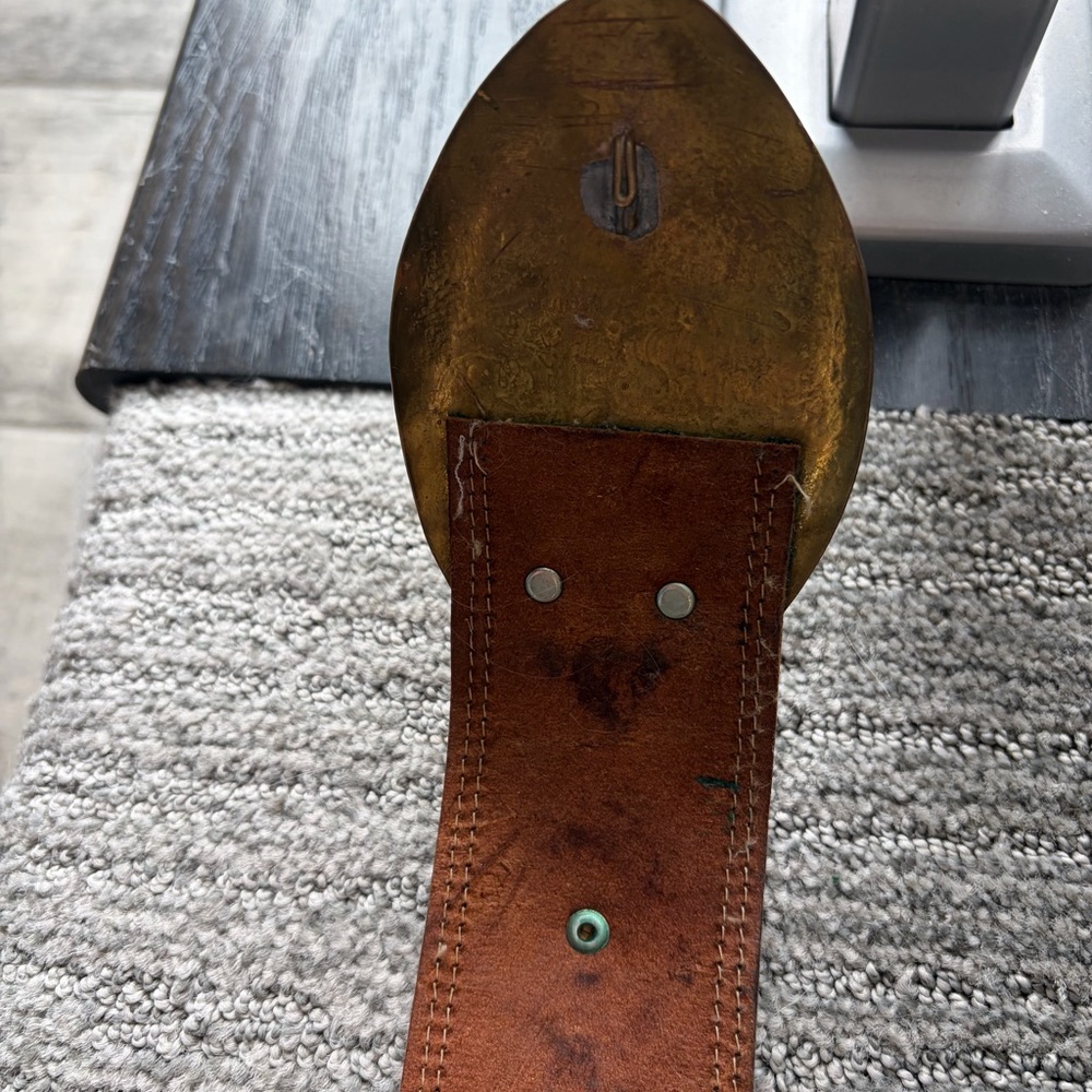 Vintage Leather Belt with Gold Buckle - Picture 6 of 7